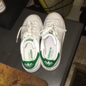 Stan Smith Shoes (Green & White)